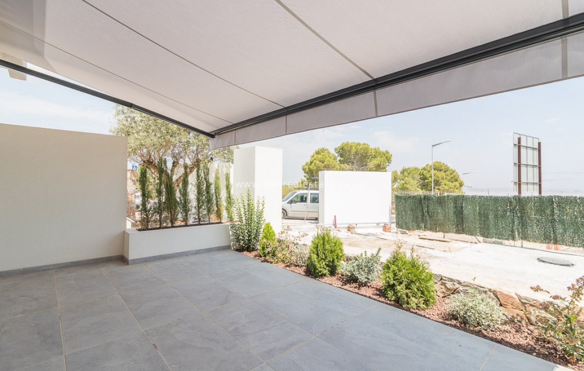 Nowy budynek - low-bungalow - Torrevieja