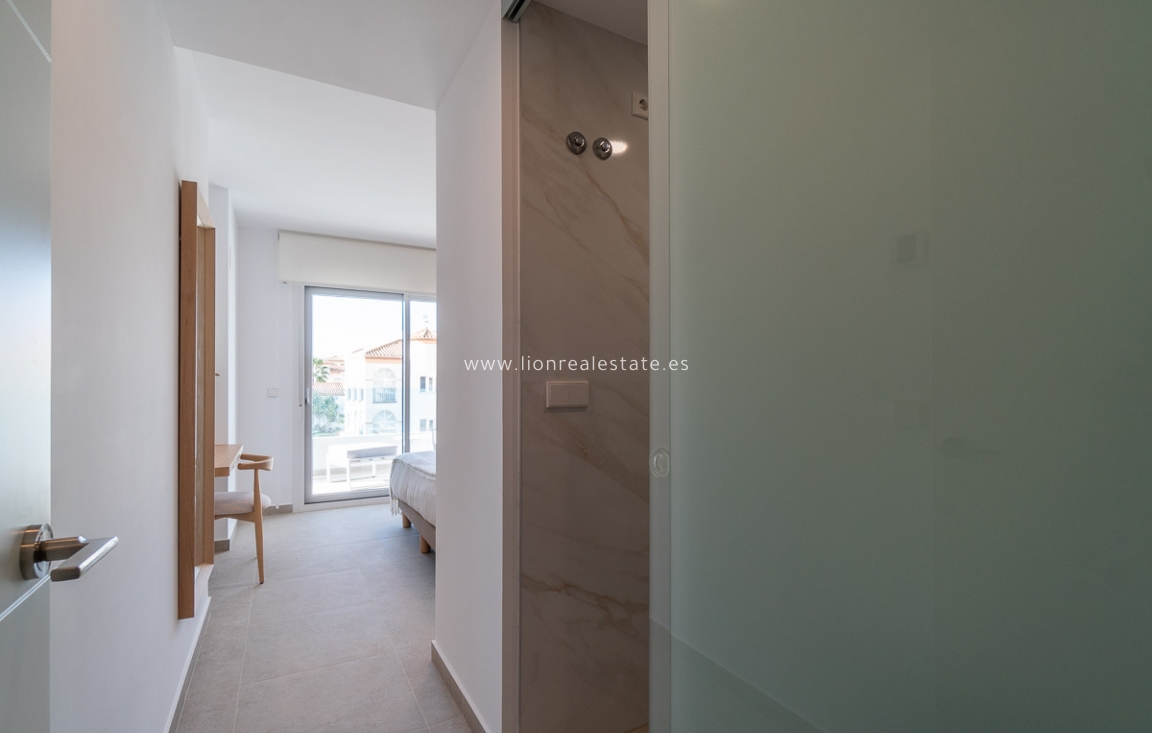 Nowy budynek - Mieszkanie w bloku - Playa Flamenca