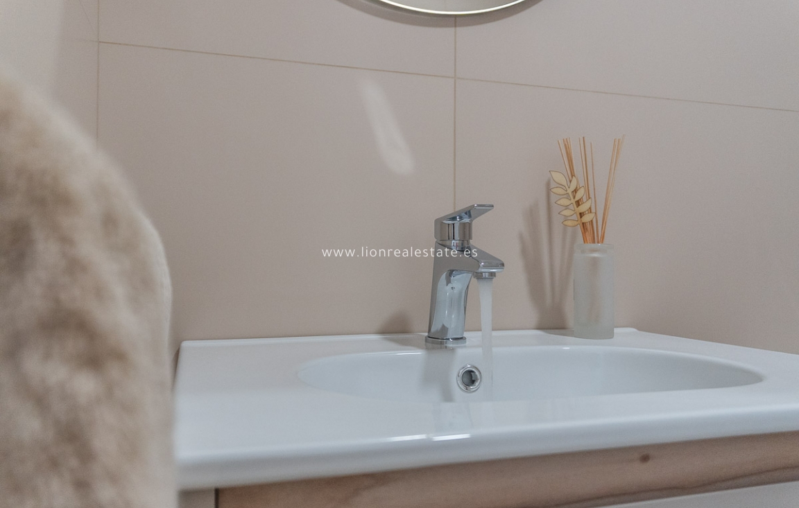 Nowy budynek - Mieszkanie w bloku - Playa Flamenca