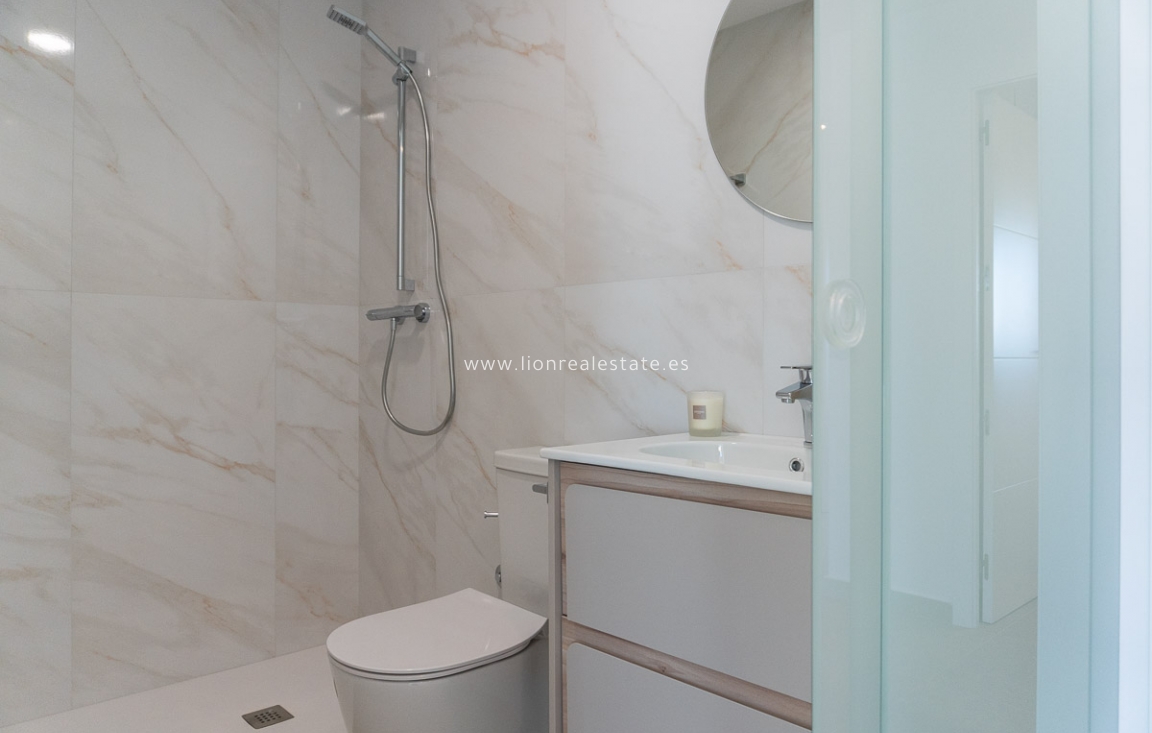 Nowy budynek - Mieszkanie w bloku - Playa Flamenca