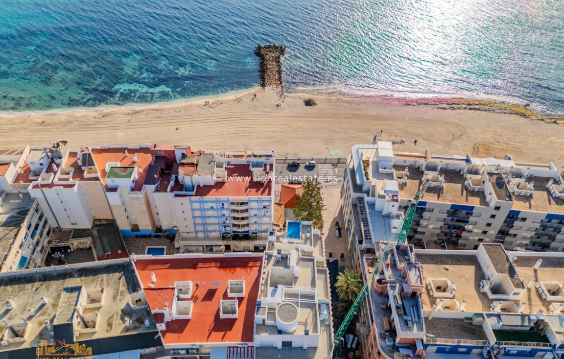 Nowy budynek - Mieszkanie w bloku - Torrevieja - Playa Los Locos