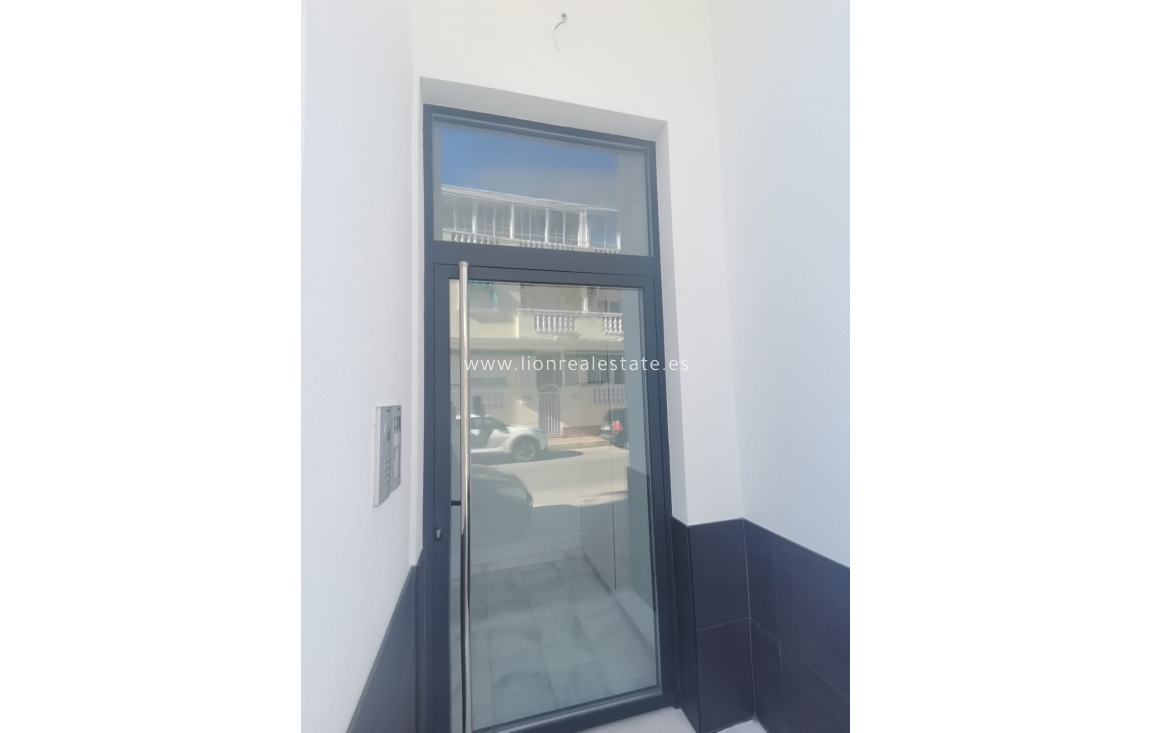 Nowy budynek - Mieszkanie w bloku - Torrevieja