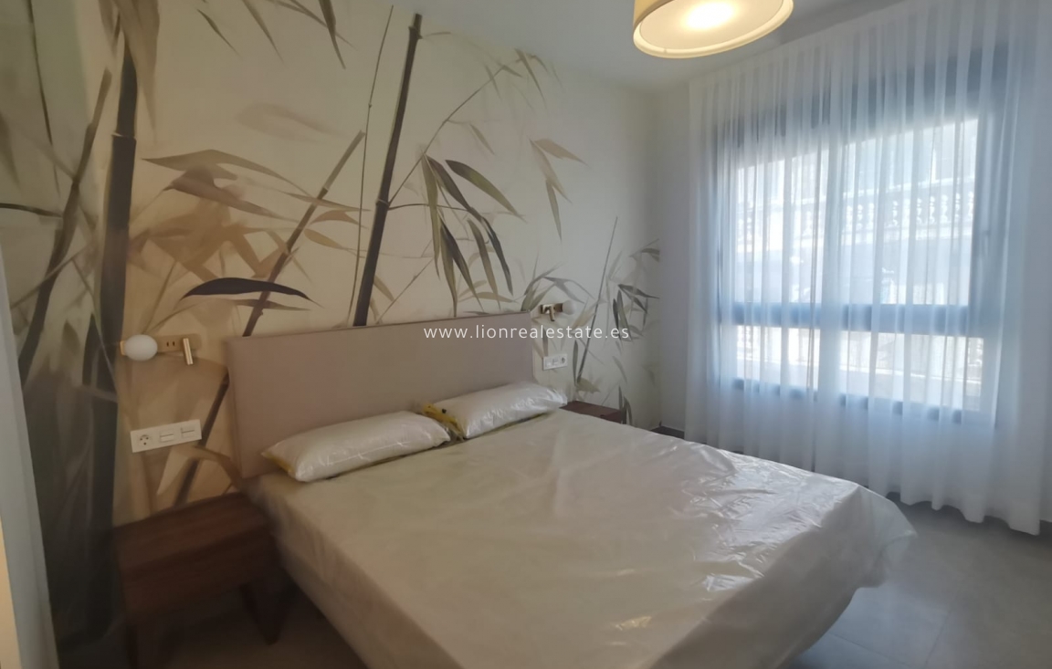 Nowy budynek - Mieszkanie w bloku - Torrevieja