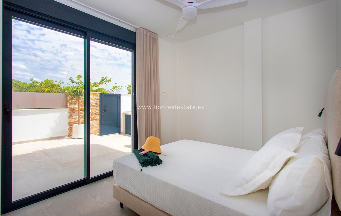 Nowy budynek - terraced - Sucina