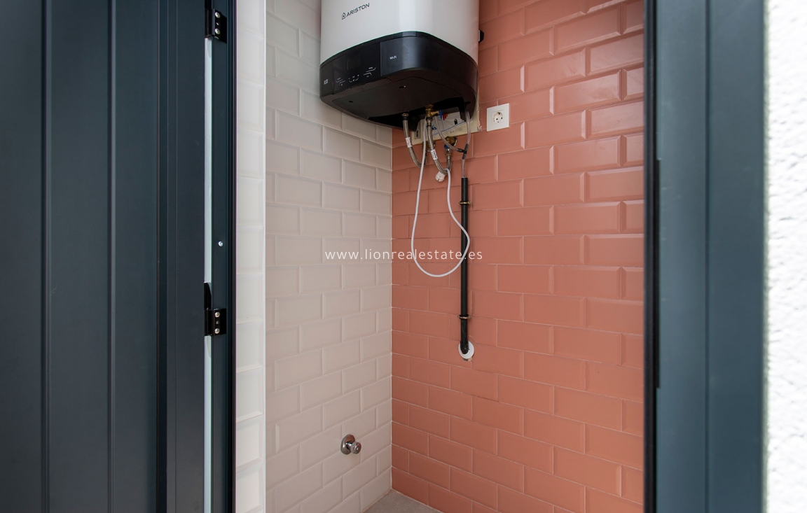 Nowy budynek - terraced - Sucina