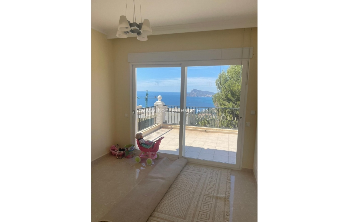 Nowy budynek - Villa - Altea