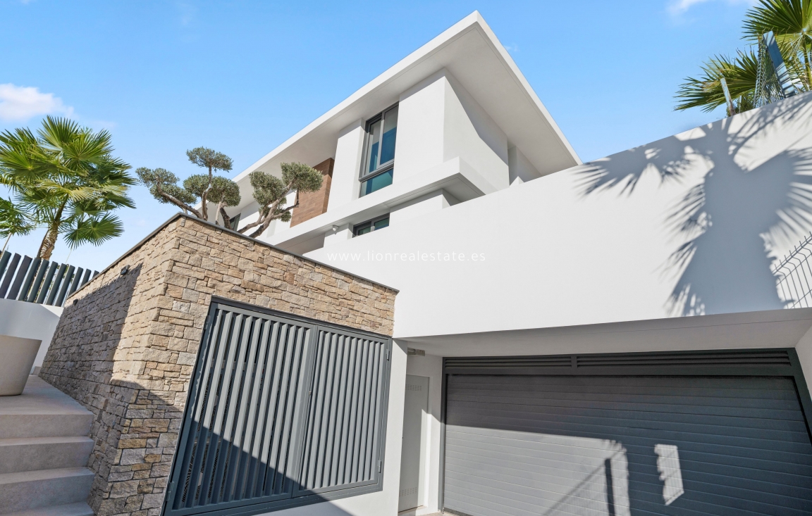 Nowy budynek - Villa - Benidorm