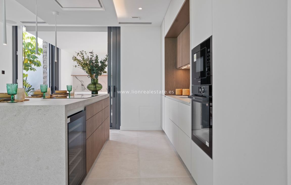 Nowy budynek - Villa - Benidorm