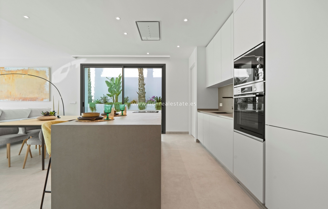 Nowy budynek - Villa - Benidorm