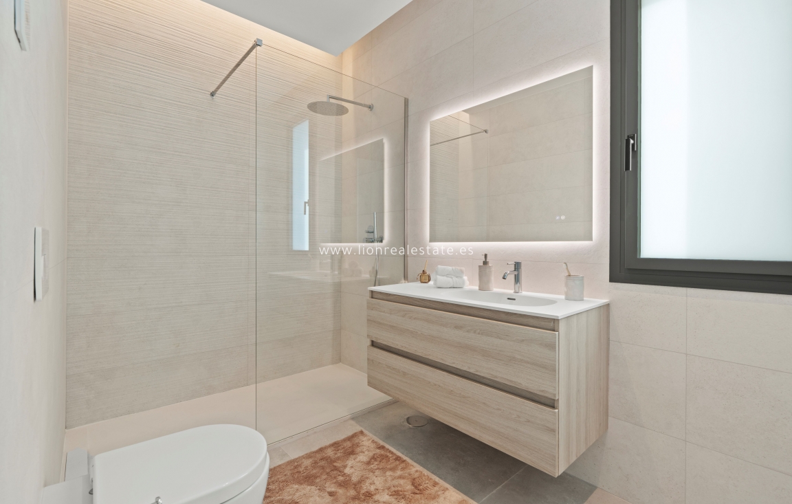 Nowy budynek - Villa - Benidorm