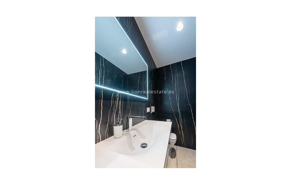Nowy budynek - Villa - Calpe