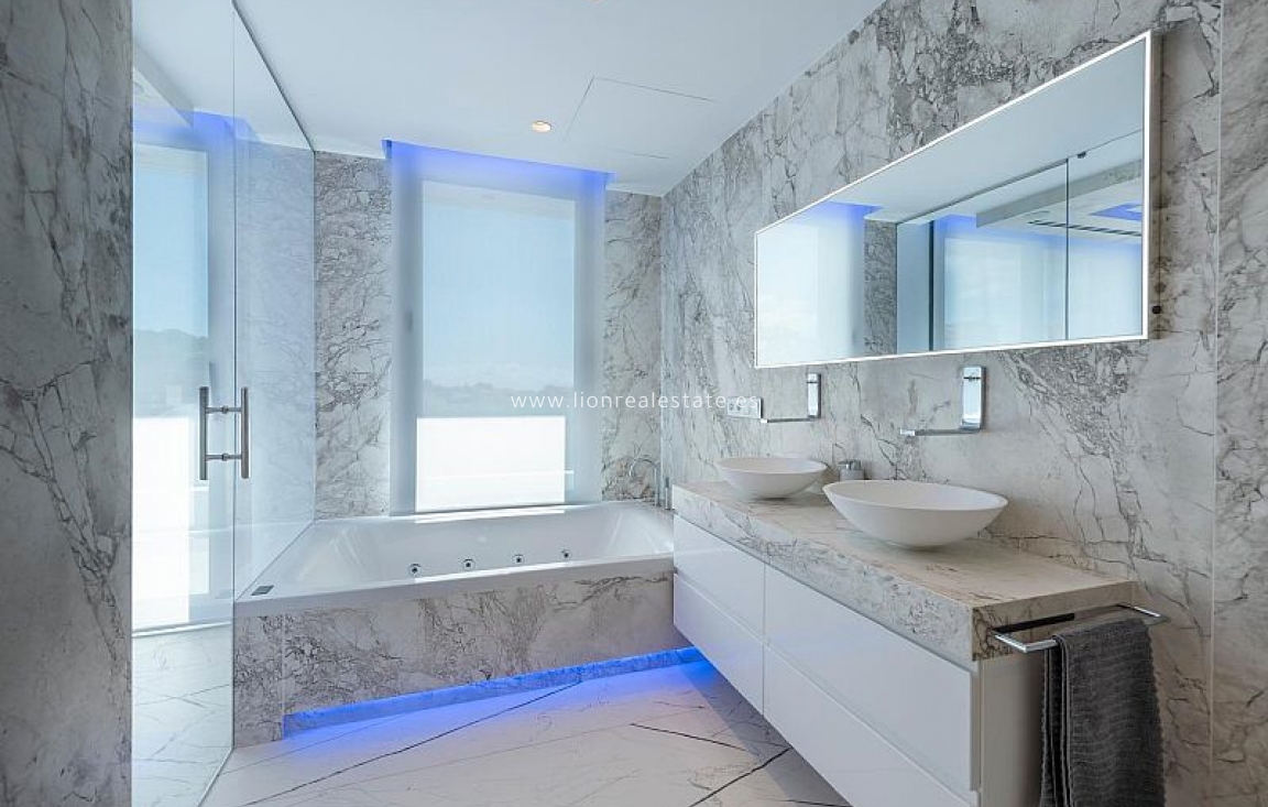 Nowy budynek - Villa - Calpe
