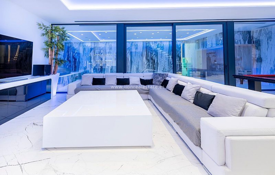Nowy budynek - Villa - Calpe