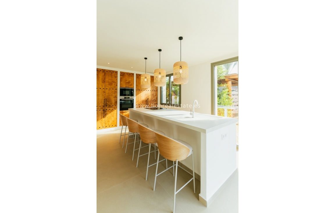 Nowy budynek - Villa - Javea - Jávea