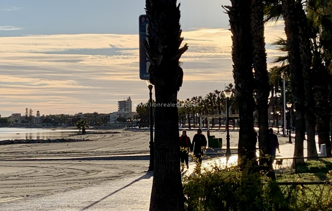 Nowy budynek - Villa - Los Alcazares - Playa la Atascadera