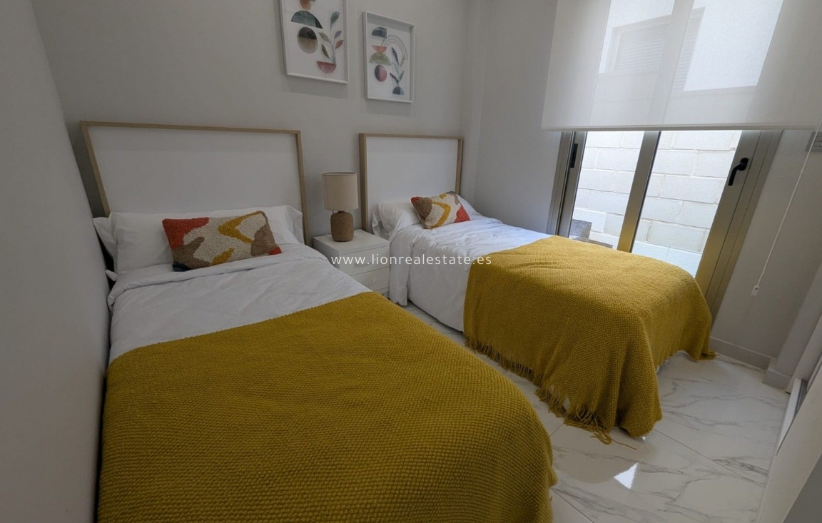 Nowy budynek - Villa - Orihuela Costa - PAU 26