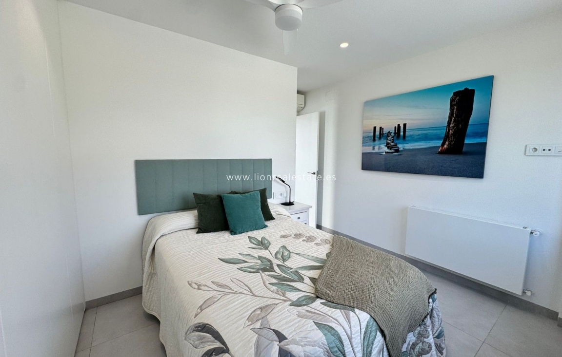 Nowy budynek - Villa - Pilar de la Horadada - Pinar de Campoverde