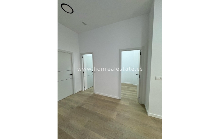 Obra nueva - Apartamento / piso - Alicante - Carolinas Bajas