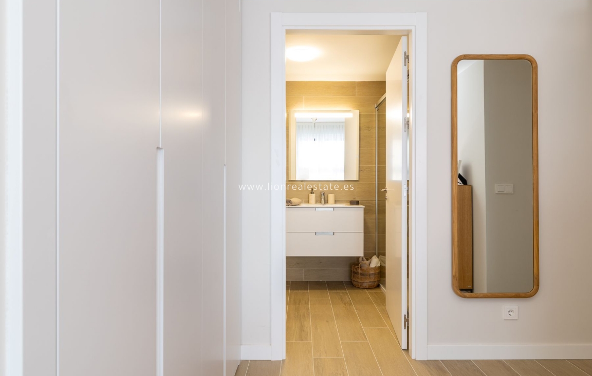 Obra nueva - Apartamento / piso - Calpe