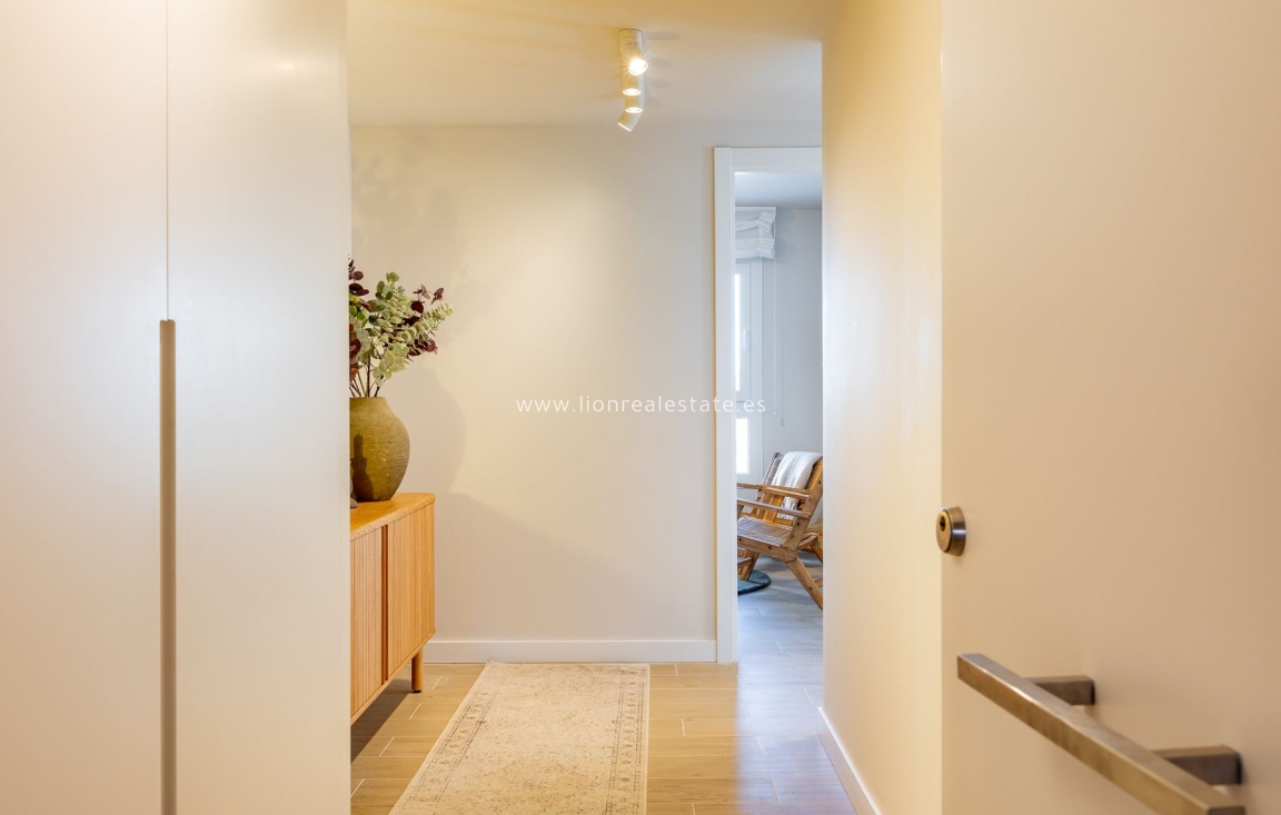 Obra nueva - Apartamento / piso - Calpe