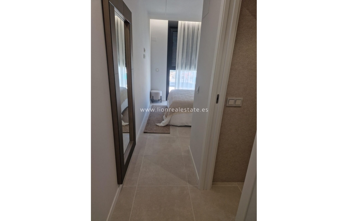 Obra nueva - Apartamento / piso - Denia - Las Marinas