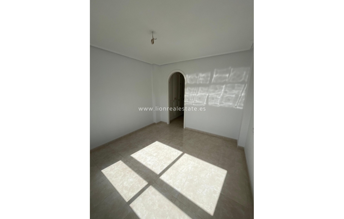 Obra nueva - Apartamento / piso - Orihuela Costa - Lomas de Campoamor