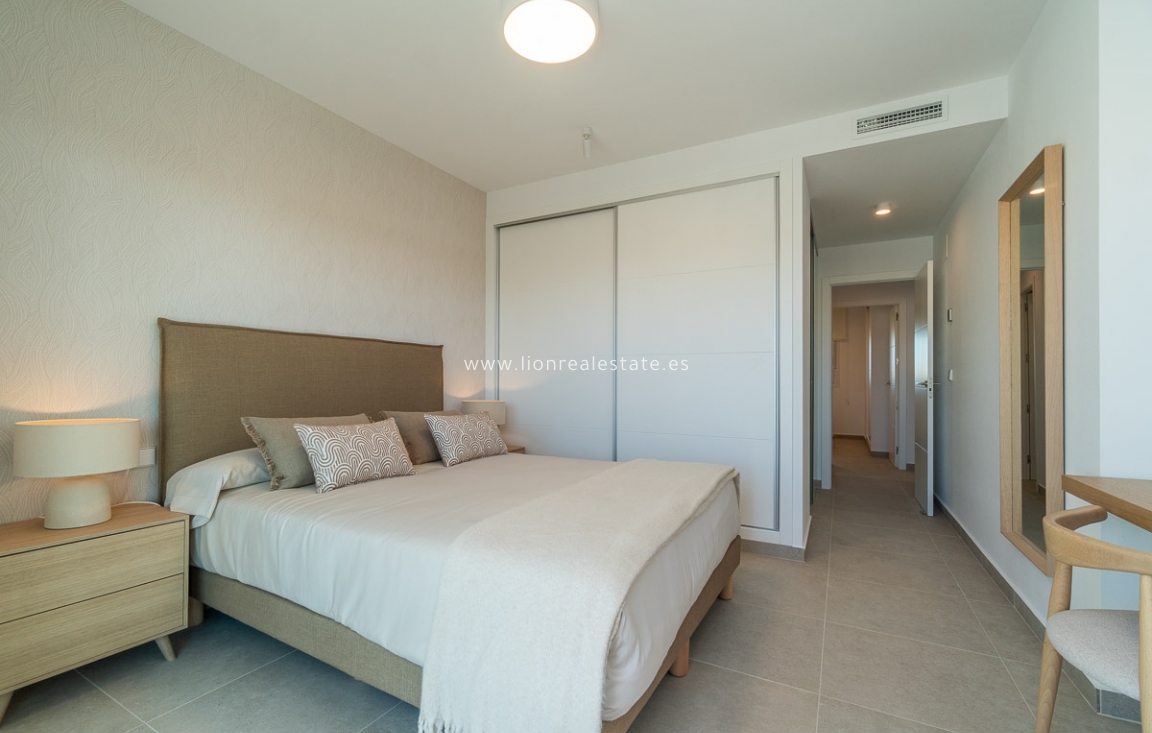 Obra nueva - Apartamento / piso - Playa Flamenca