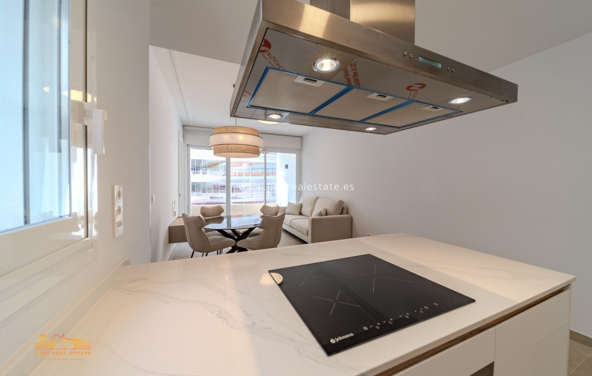 Obra nueva - Apartamento / piso - Torrevieja - Punta Prima