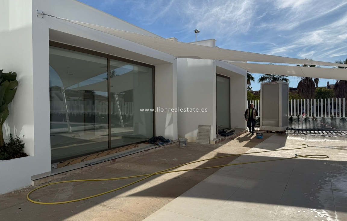 Obra nueva - Ático - Cabo Roig