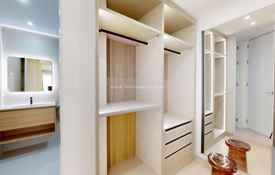 Obra nueva - Ático - Cabo Roig