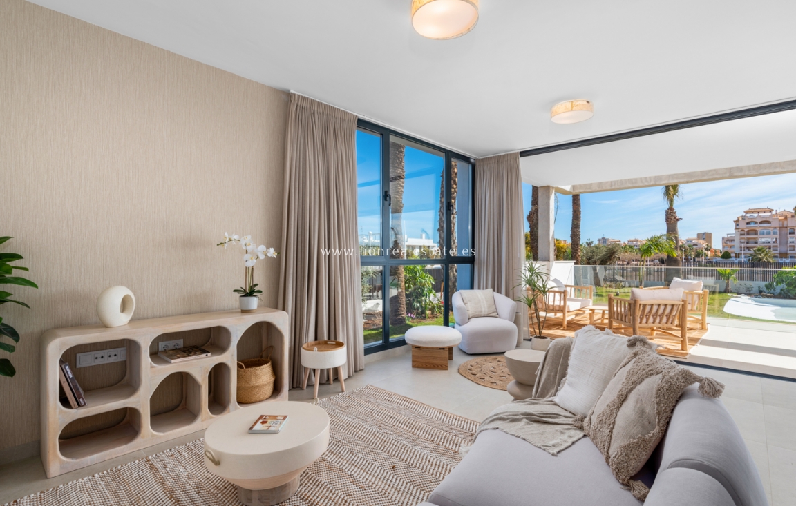 Obra nueva - Ático - Islas Menores