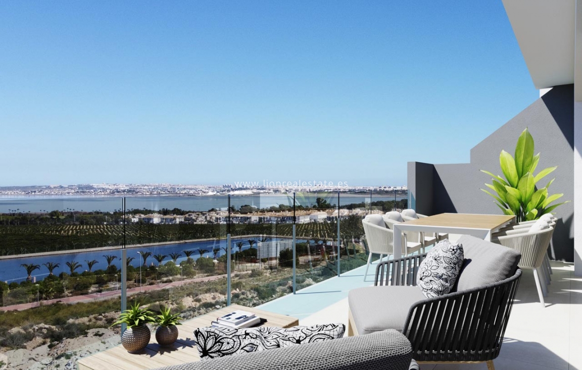 Obra nueva - Ático - Torrevieja