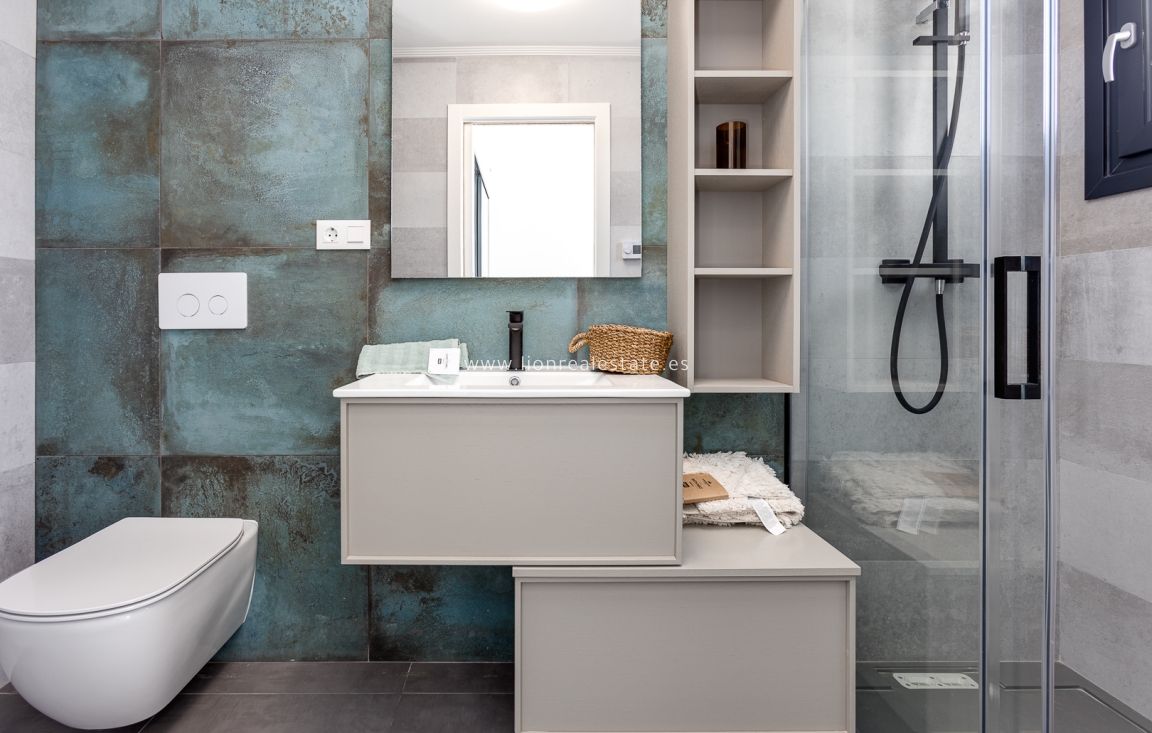 Obra nueva - detached - La Mata