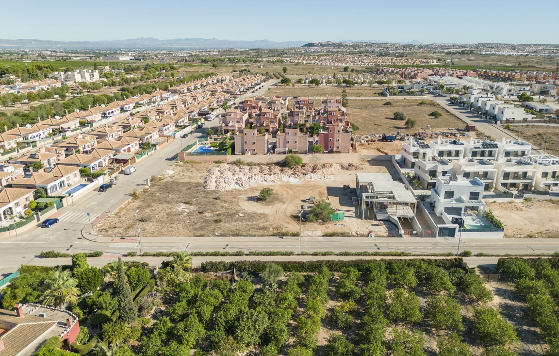 Obra nueva - detached - Los Montesinos