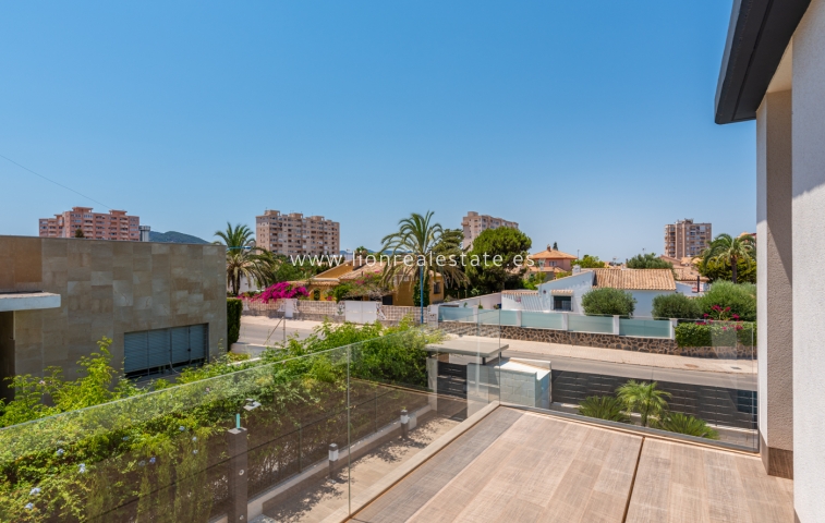 Obra nueva - detached - Playa Paraiso