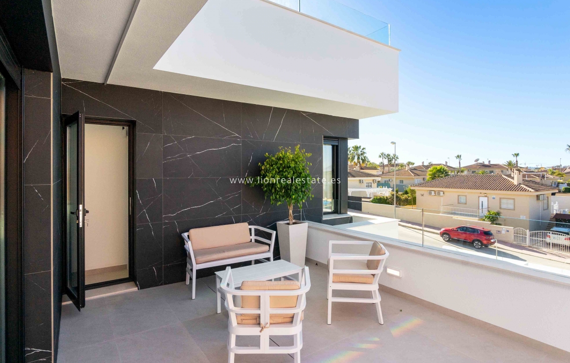 Obra nueva - detached - Rojales