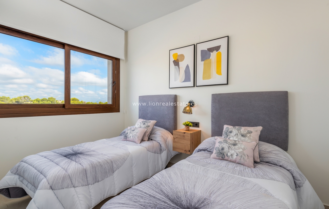 Obra nueva - high-bungalow - Torrevieja