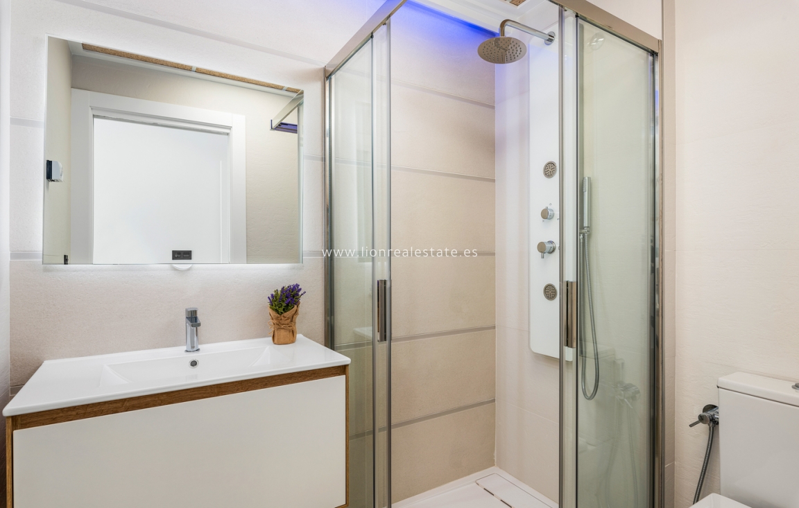 Obra nueva - high-bungalow - Torrevieja