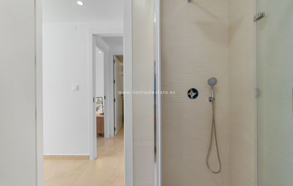 Obra nueva - high-bungalow - Torrevieja