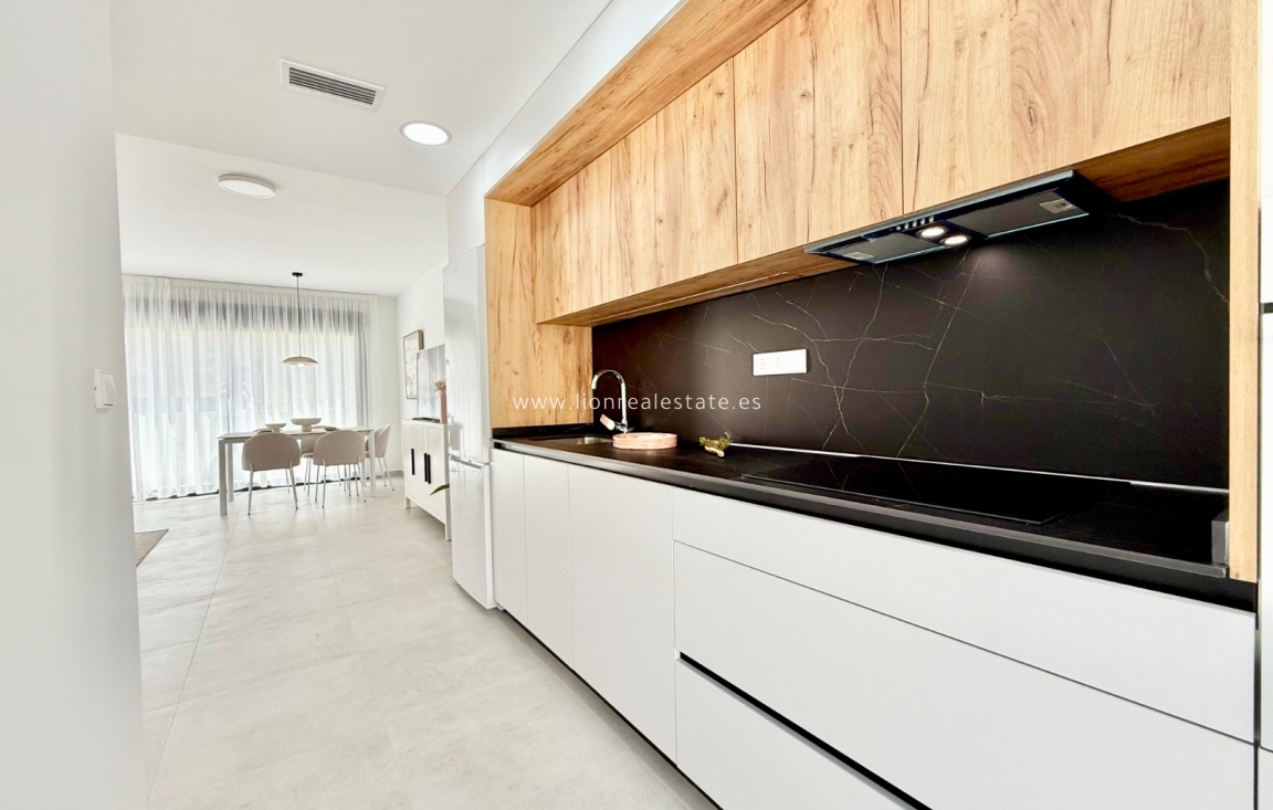 Obra nueva - low-bungalow - Cox