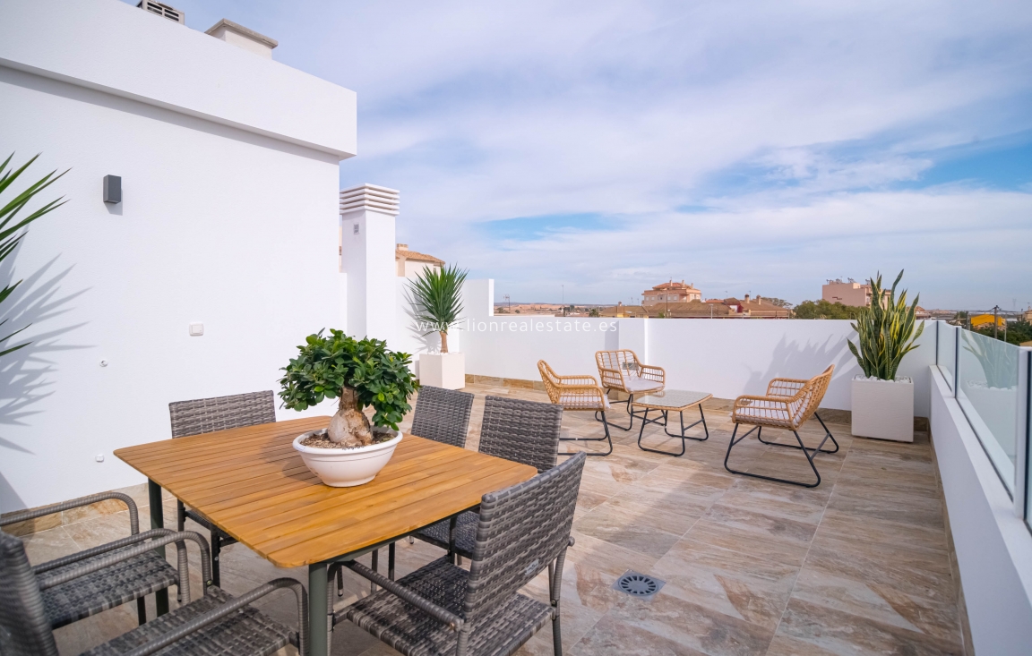 Obra nueva - terraced - Jerónimo y Avileses