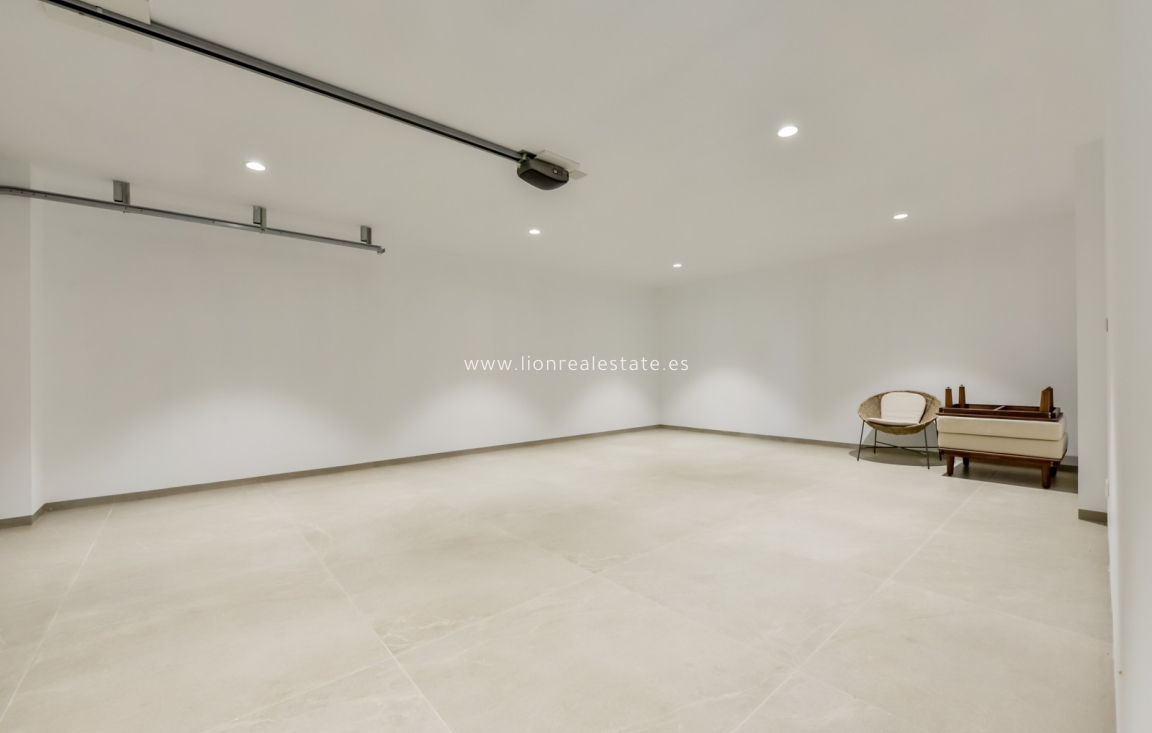 Obra nueva - Villa - Altea