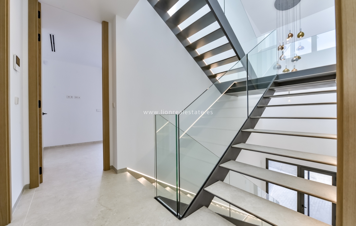 Obra nueva - Villa - Altea