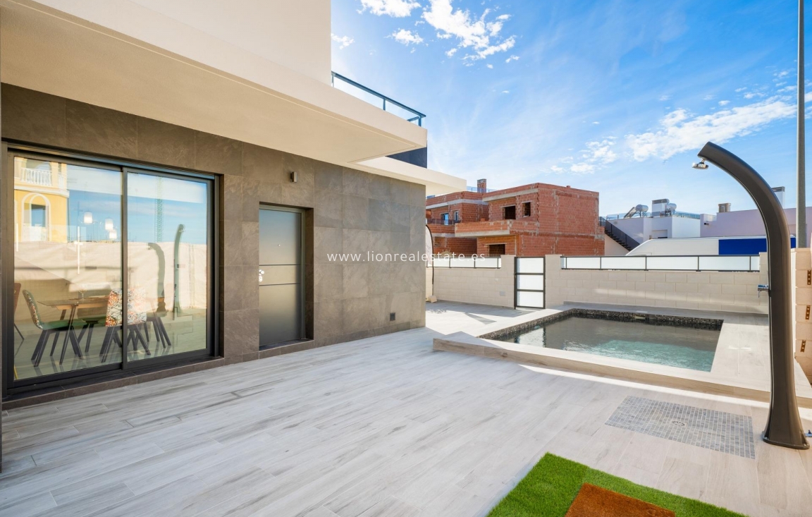 Obra nueva - Villa - Benijofar - Centro