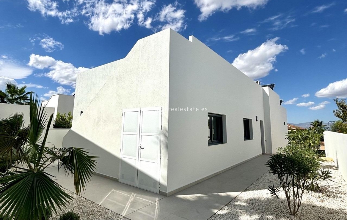 Obra nueva - Villa - Benijofar - Pueblo