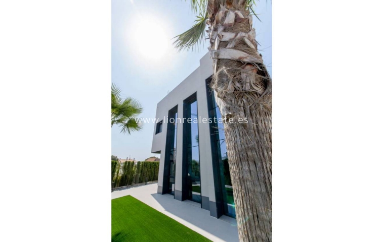 Obra nueva - Villa - Dehesa de Campoamor - Dehesa de campoamor