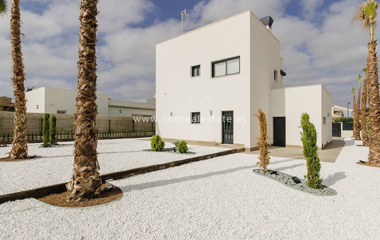 Obra nueva - Villa - Dehesa de Campoamor