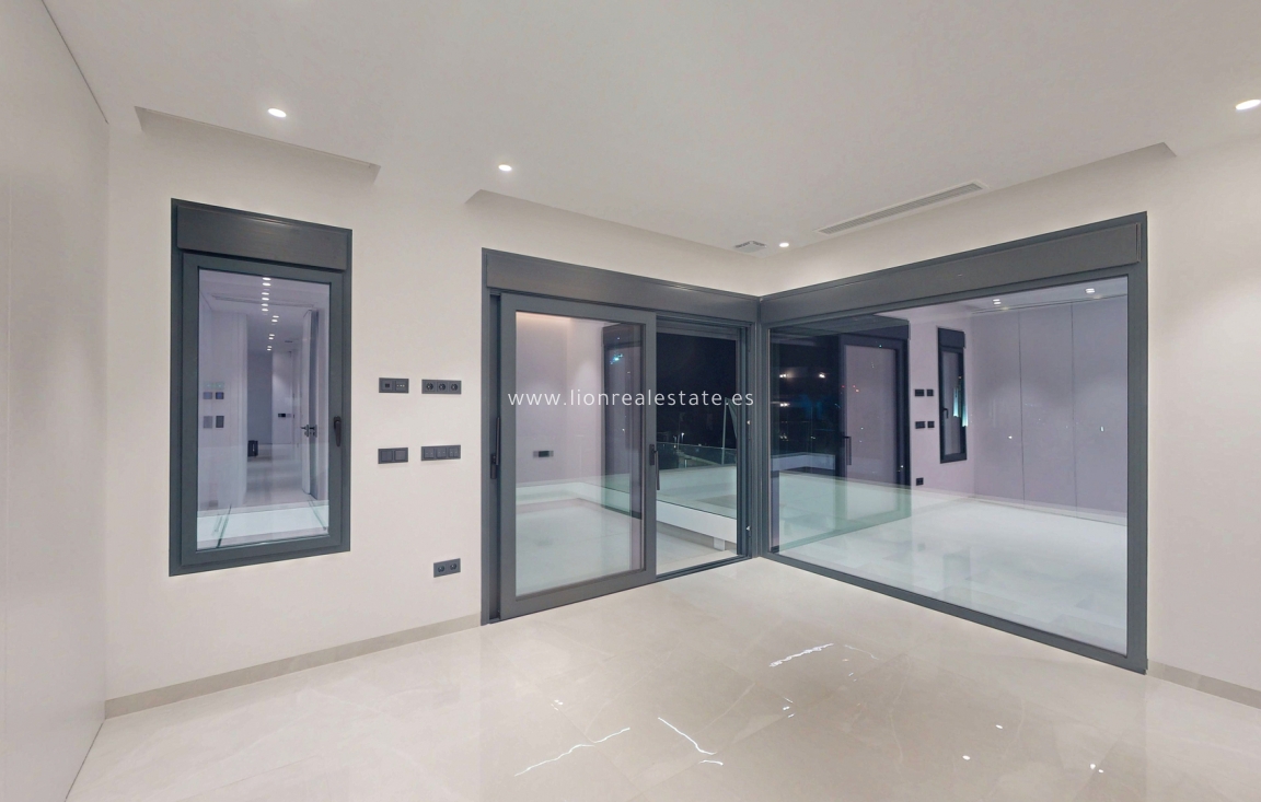Obra nueva - Villa - Finestrat