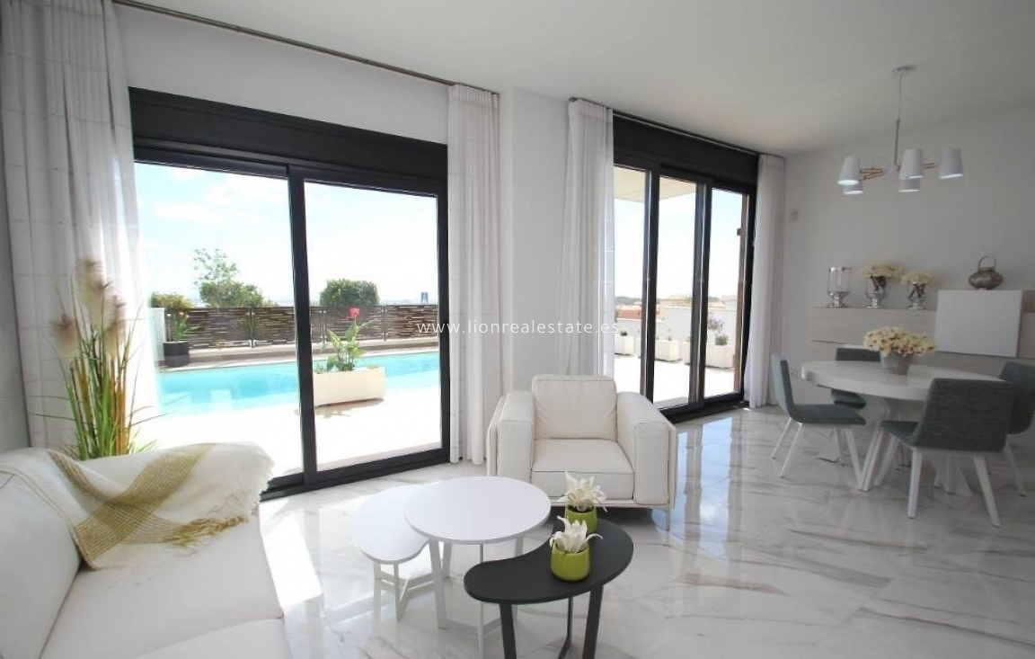 Obra nueva - Villa - Orihuela Costa - Campoamor