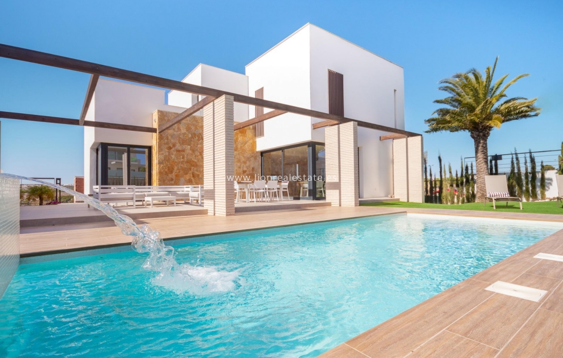 Obra nueva - Villa - Orihuela Costa - Campoamor